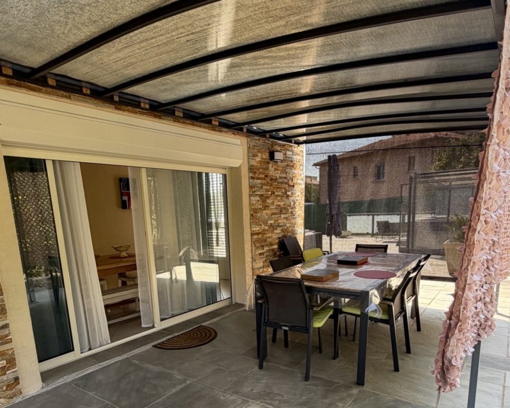 Villa avec piscine à Biguglia – 203 m², 4 chambres