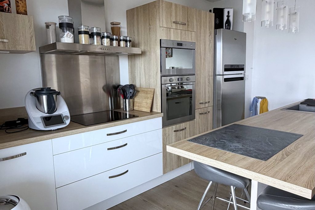 Cuisine équipée – appartement T3 à vendre à Bastia Sud